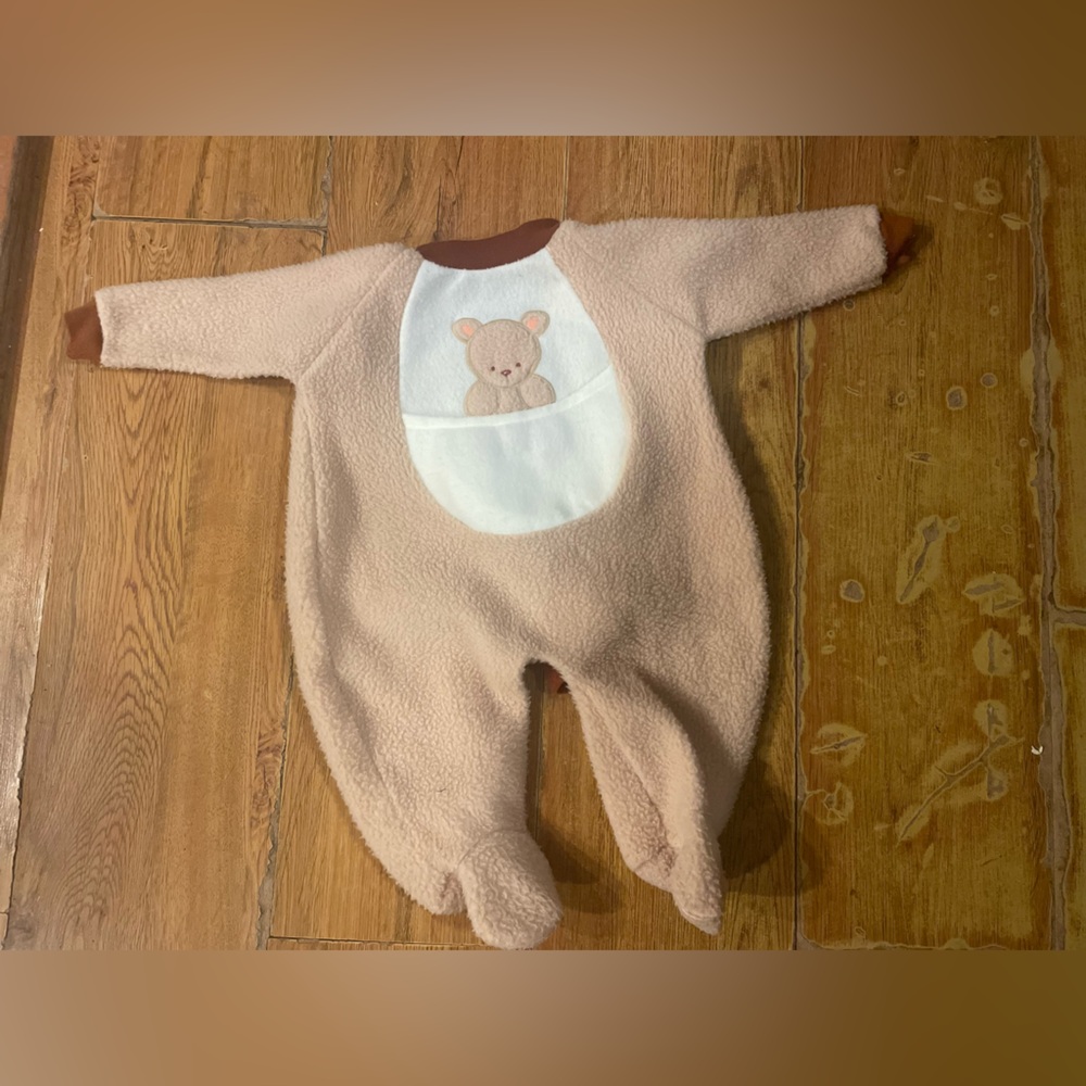 Unique Vintage Baby Kangaroo Romper Size Medium snap One Pc. Costume Halloween